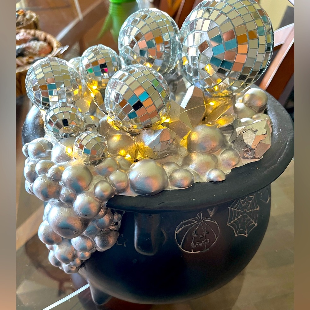 Brand new LED  Christian Siriano disco bubble cauldron